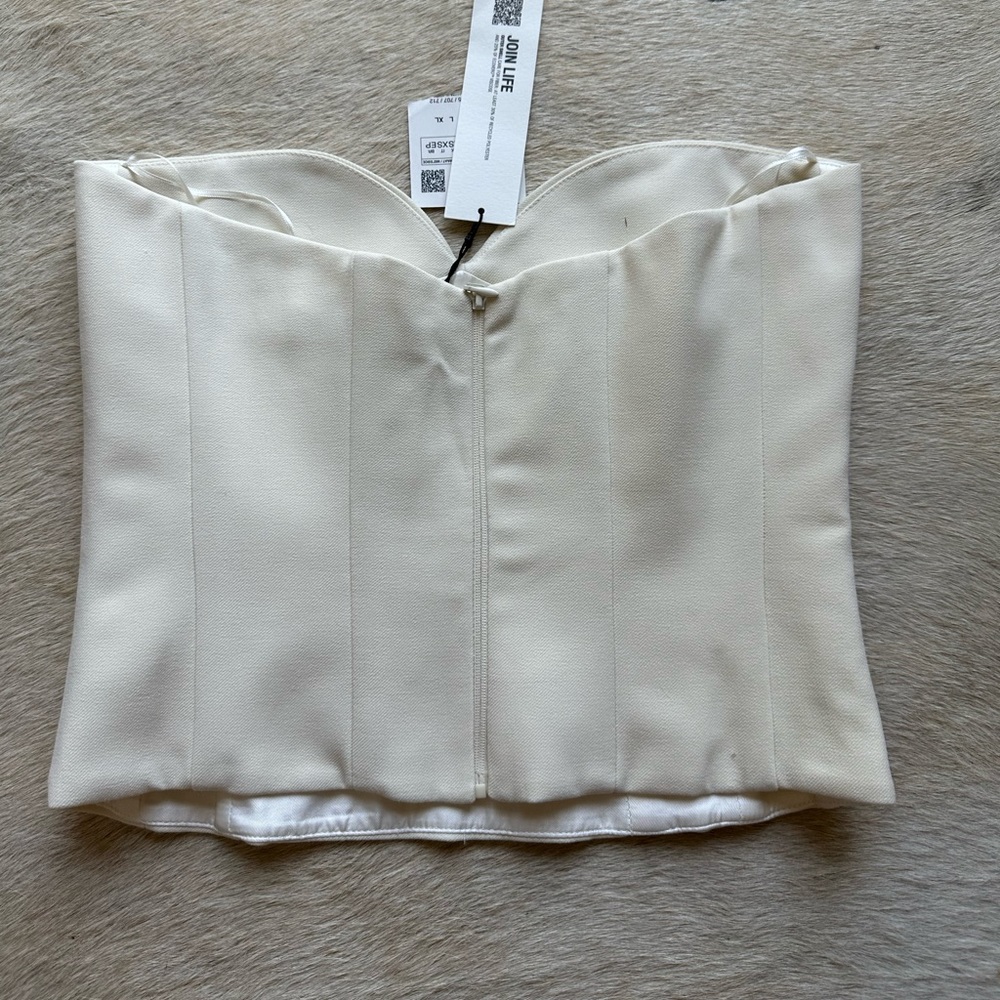 Zara Corset - Picture 3 of 3